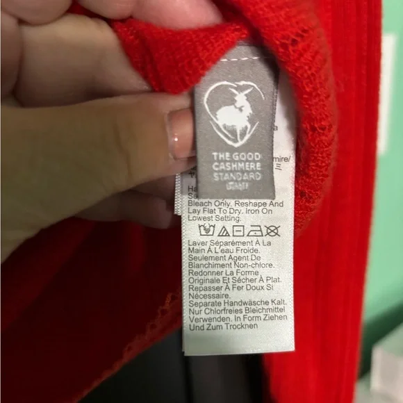 J. Crew Women's Vibrant Red Cardigan - Picture 4 of 5